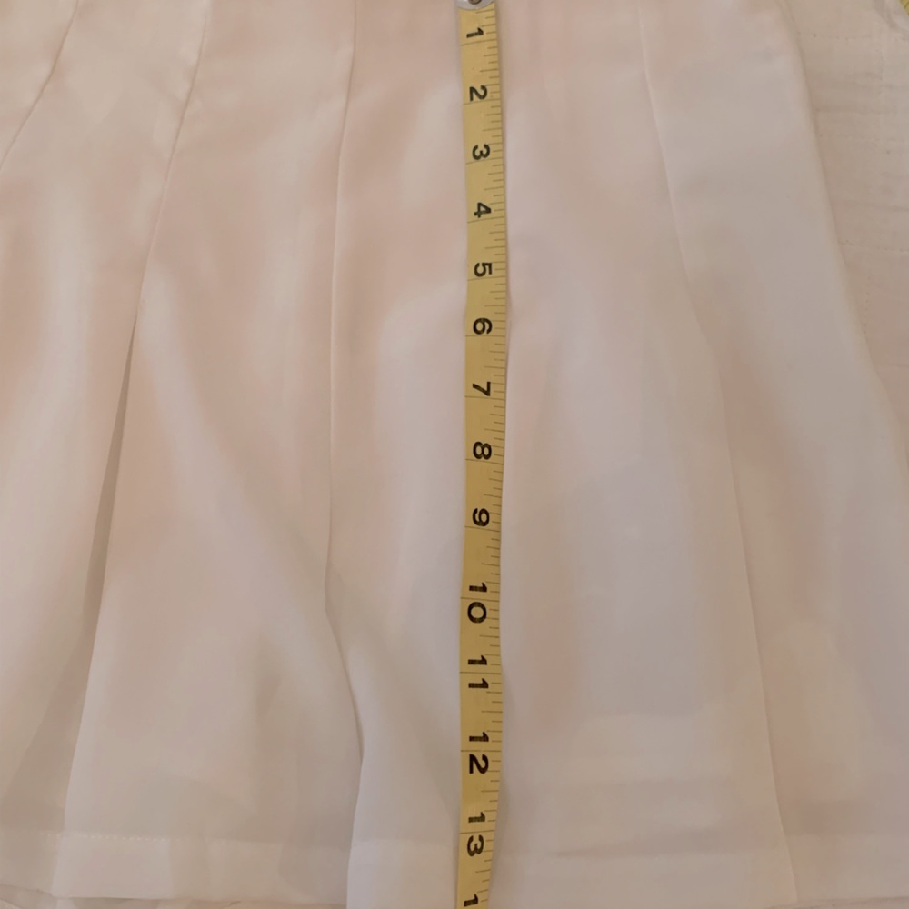 ❤️FANCO❤️FLIRTY WHITE SKATER SKORT💕EXCELLENT CONDITION! - Picture 3 of 6